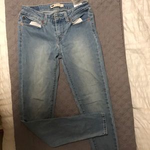 Levi’s 535 Legging Jeans